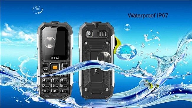 Mini Rugged Mobile Phones Unlocked Waterproof IP67 2500mah Big Battery Dual SIM